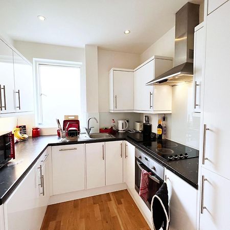 Bedroom 2, Queens Road 런던 외부 사진