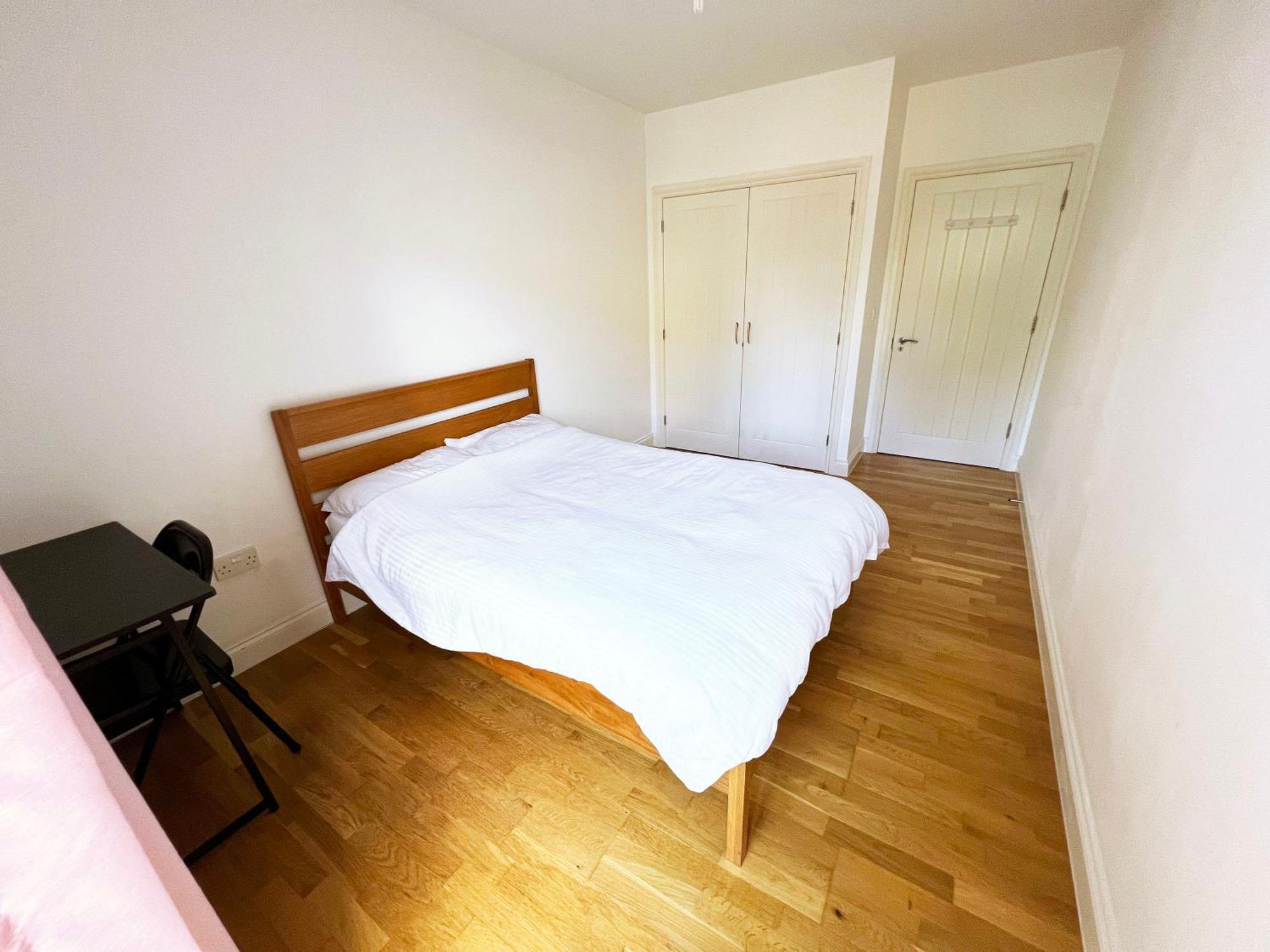 Bedroom 2, Queens Road 런던 외부 사진